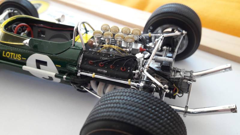 onfier le montage de votre maquette 1/24 ou 1/20 Tamiya, Beemax ou Fujimi à un maquettiste professionnel