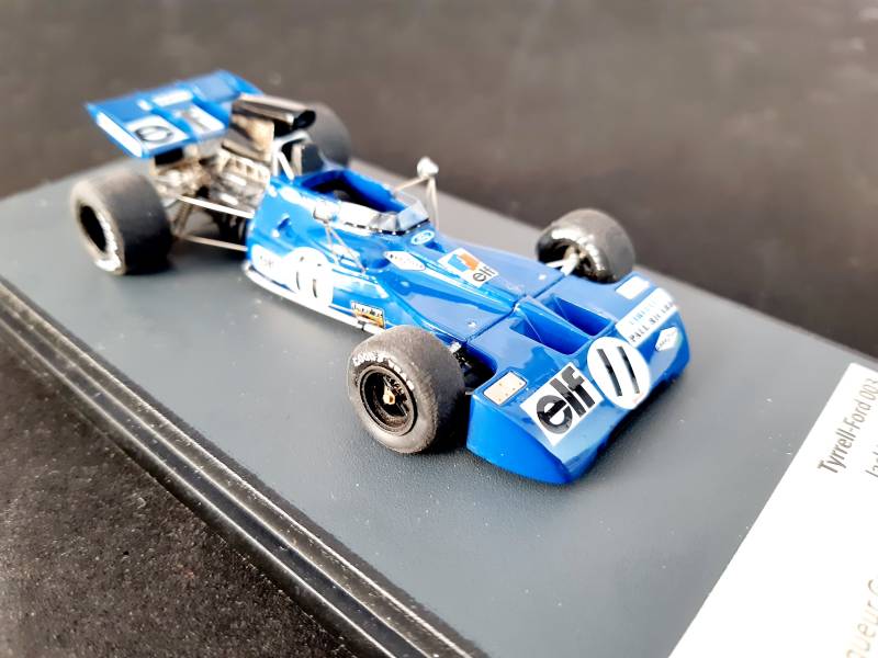 Montage de maquette F1 ouvrante 1/43 Tameo ou MFH avec peinture pro et moteur détaillé