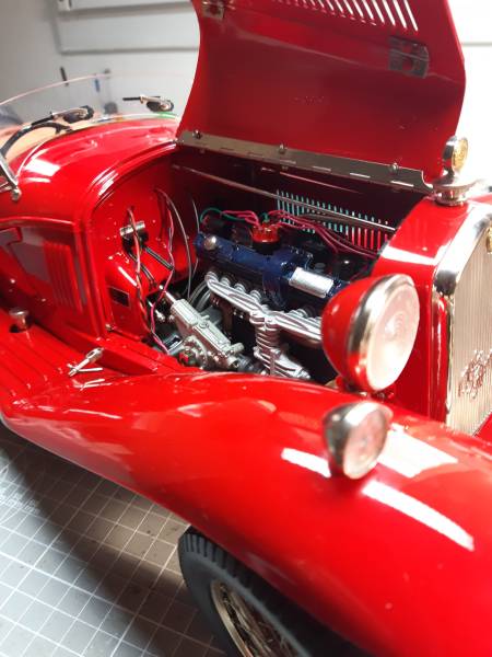 1/8 alfa romeo livrée speciale pour client