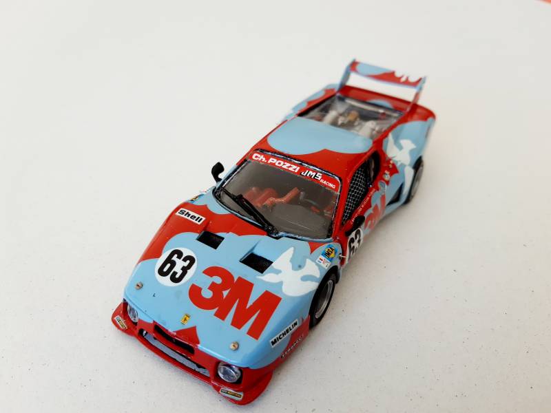 Montage expert de maquette ouvrante 1/43 Model Factory Hiro ou Renaissance avec peinture et détails réalistes