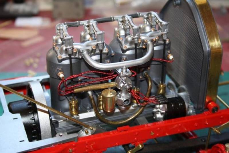 moteur Fiat 130 HP 1/8 pocher