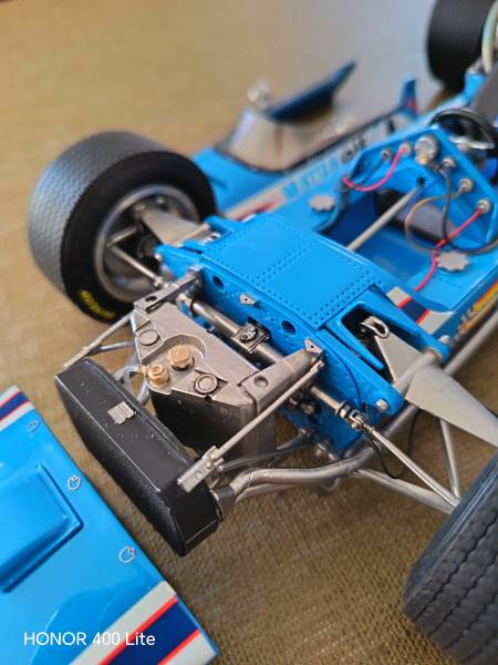 montage professionnel de la matra MS11 GP de Monaco 1968 j.p Beltoise  kit 1/12 model factory hiro