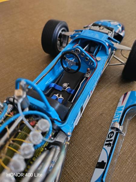 montage professionnel de la matra MS11 GP de Monaco 1968 j.p Beltoise  kit 1/12 model factory hiro